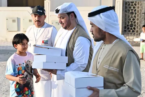 توزيع وجبات افطار رمضان في رأس الخيمة