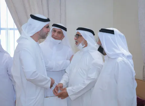 "الطاقة والبنية التحتية" تحتفي بكبار المواطنين بمناسبة اليوم العربي للتطوع