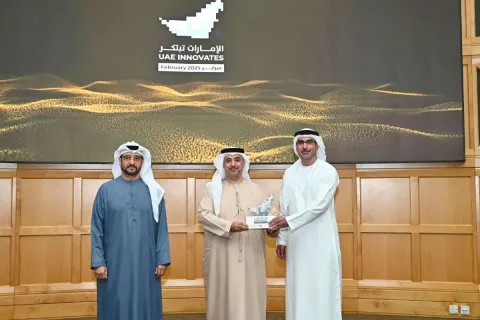 الامارات تبتكر 2025