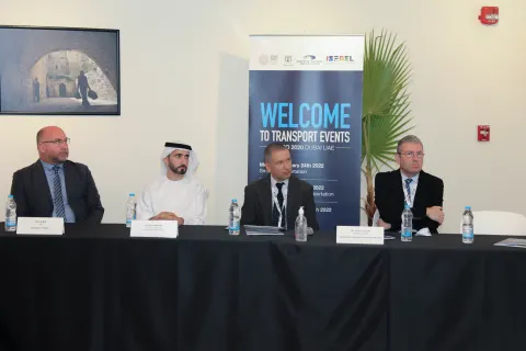 الطاقة والبنية التحتية تستعرض جهودها للتحول نحو النقل الذكي