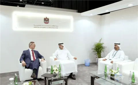 مشاركة وزارة الطاقة والبنية التحتية في معرض العالمي للمرافق