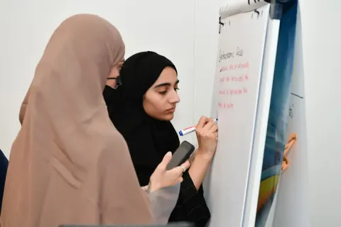 ورشة العصف الذهني لطلاب انطلاقه