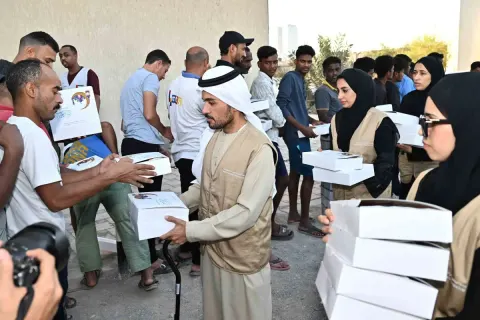 توزيع وجبات افطار رمضان في رأس الخيمة
