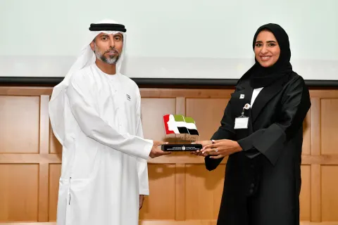 يوم المرأة الاماراتية 2022