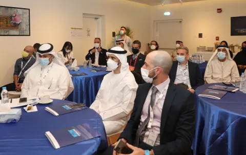 الطاقة والبنية التحتية تستعرض جهودها للتحول نحو النقل الذكي