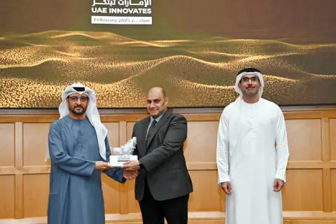 الامارات تبتكر 2025